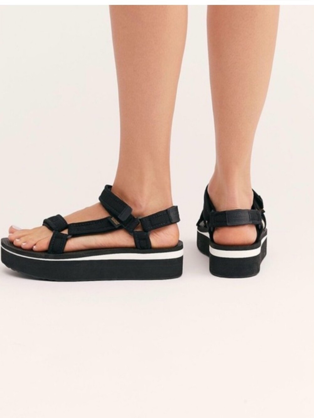New Teva Womens Platform Velcro Sandals Black & White Size 7